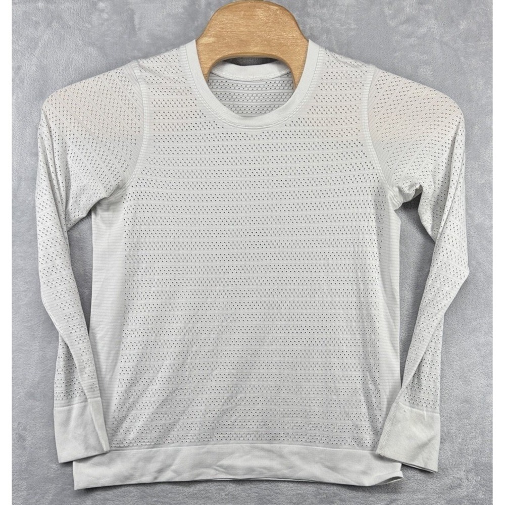 Lululemon Shirt Mesh Logo Longsleeve White Activewear Women's NO SIZE TAG 18x24